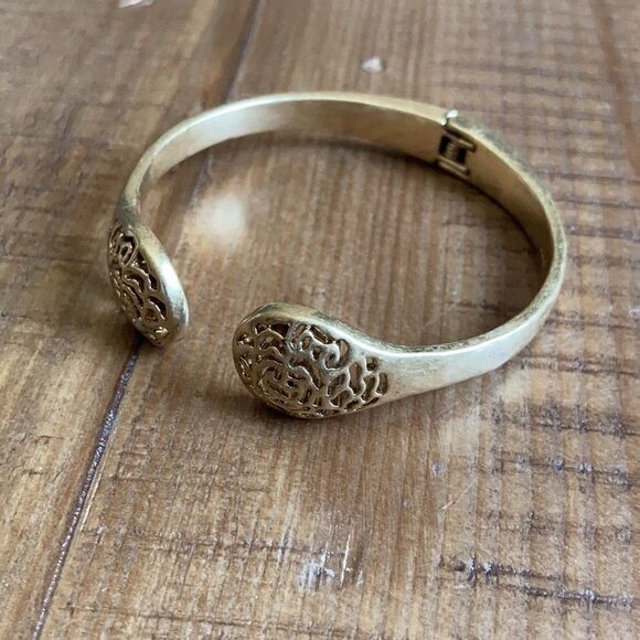 Lucky Brand Jewelry - Lucky Brand gold open cuff bracelet